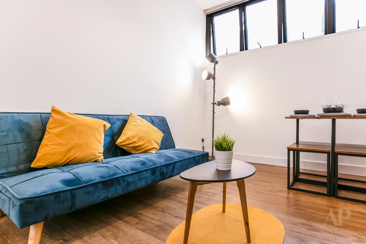 Split Level Studio Apartment In Camden London Eksteriør billede