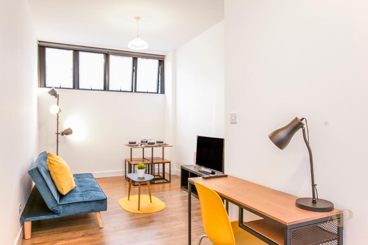 Split Level Studio Apartment In Camden London Eksteriør billede